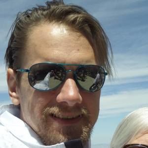 Meet your Posher, Christopher